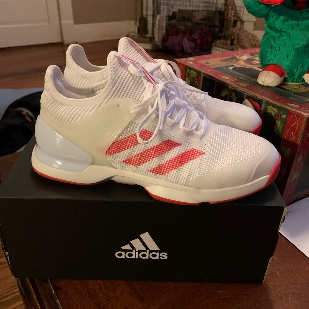 Adidas adizero ubersonic 2 - size 7 1/2